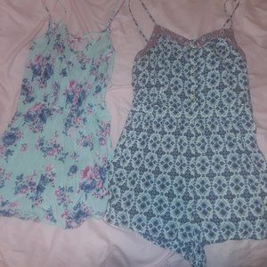 2 jumpers / rompers
